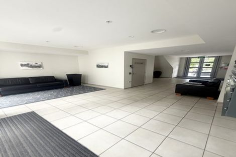 Photo of property in 2/41 Cambridge Terrace, Christchurch Central, Christchurch, 8013