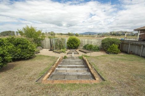 Photo of property in 76 Simpson Road, Papamoa Beach, Papamoa, 3118