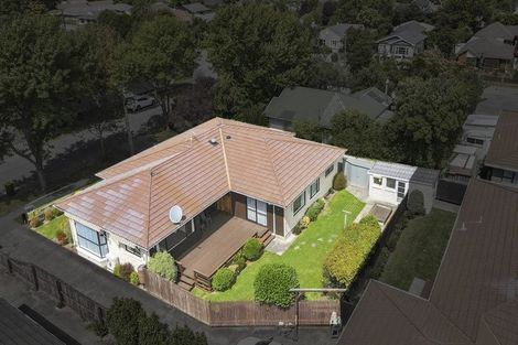 Photo of property in 5 Aylmer Street, Somerfield, Christchurch, 8024