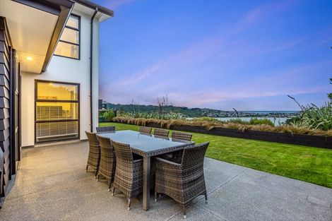 Photo of property in 3 Kaiaho Close, Aotea, Porirua, 5024