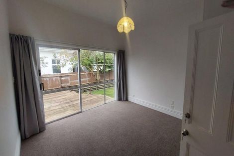 Photo of property in 30 Sheldon Street, Woolston, Christchurch, 8023