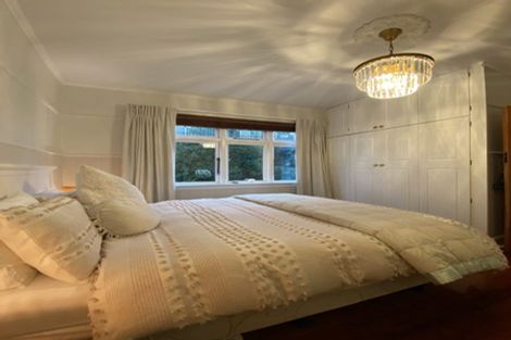 Photo of property in 12 Packe Street, Edgeware, Christchurch, 8013