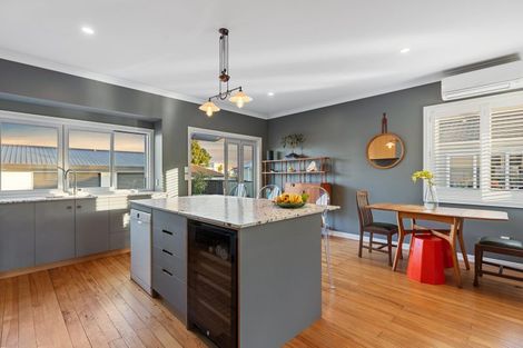 Photo of property in 194 Edgecumbe Road, Tauranga South, Tauranga, 3112