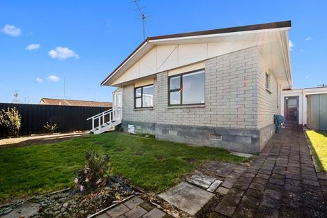 Photo of property in 19 Tukapa Street, Westown, New Plymouth, 4310
