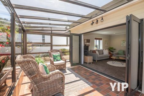 Photo of property in 8 Ramphal Terrace, Khandallah, Wellington, 6035