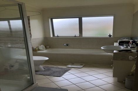 Photo of property in 7 Checkerberry Court, Henderson, Auckland, 0612