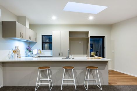 Photo of property in 8 Tradewinds Drive, Whitby, Porirua, 5024