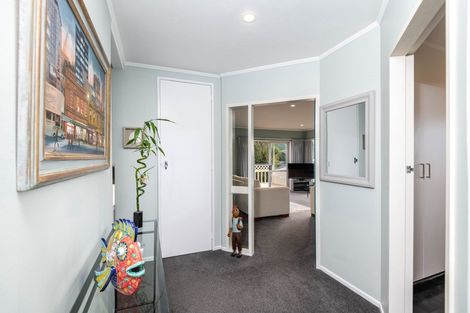 Photo of property in 5 Cranwell Street, Churton Park, Wellington, 6037