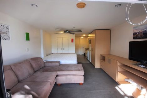 Photo of property in The Silo Apartments, 9i/23 Emily Place, Auckland Central, Auckland, 1010