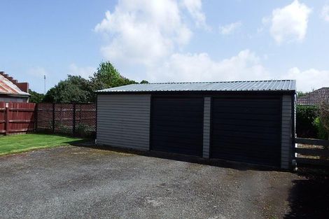 Photo of property in 14 Ward Street, Waverley, Invercargill, 9810