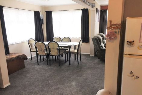 Photo of property in 19 Coronation Street, Waimate, 7924