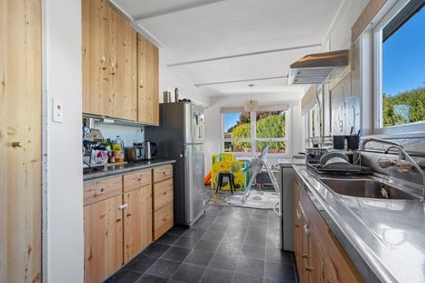 Photo of property in 60 Tennyson Crescent, Stoke, Nelson, 7011