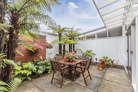 Photo of property in 22 Larsen Crescent, Tawa, Wellington, 5028