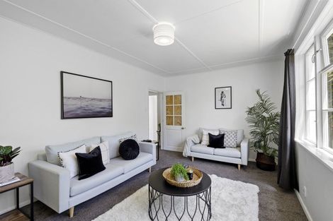 Photo of property in 1/87 Cambridge Terrace, Waterloo, Lower Hutt, 5011