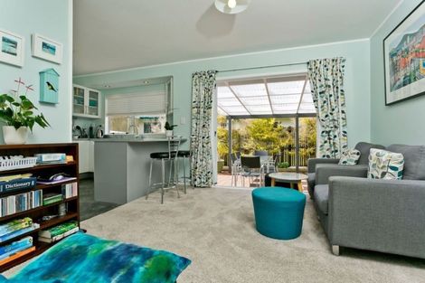 Photo of property in 74 Barbados Drive, Unsworth Heights, Auckland, 0632