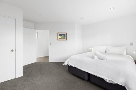 Photo of property in 15 Jessies Crescent, Wanaka, 9305