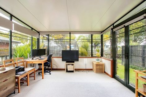 Photo of property in 54 Osier Road, Greenmeadows, Napier, 4112