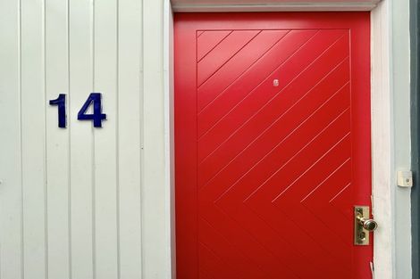 Photo of property in 14 Totara Grove, Hillcrest, Auckland, 0627