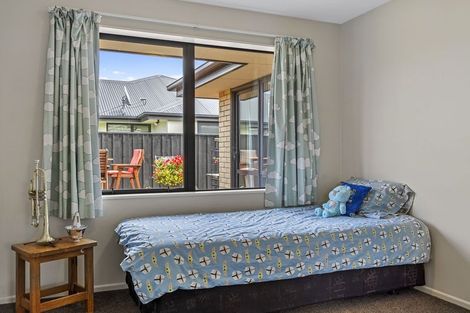 Photo of property in 108 Shillingford Boulevard, Rolleston, 7615