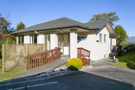 Photo of property in 26 Lakeridge Close, Rangatira Park, Taupo, 3330