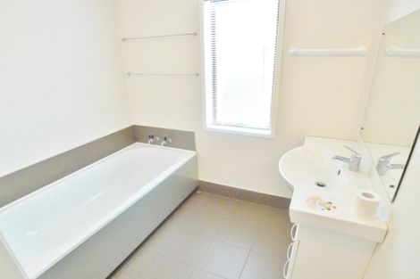 Photo of property in 1 Palomino Drive, Henderson, Auckland, 0612