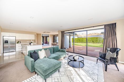 Photo of property in 2 Mcmullan Place, Oamaru North, Oamaru, 9400