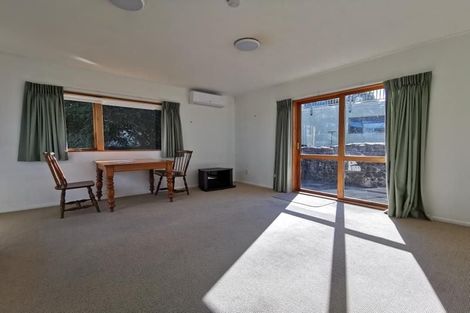 Photo of property in 92 Nicholson Road, Khandallah, Wellington, 6035