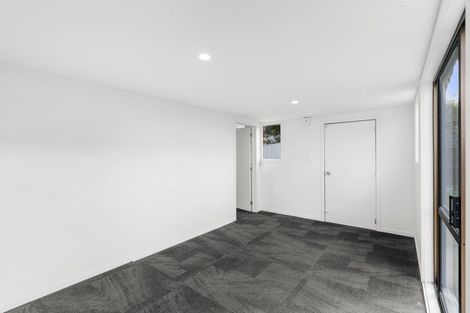 Photo of property in 2/27 Burdale Street, Riccarton, Christchurch, 8011