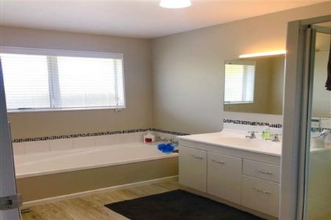 Photo of property in 14 Whiting Drive, Wakefield, 7025