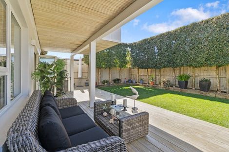 Photo of property in 1/7 Elizabeth Street, Orewa, 0931