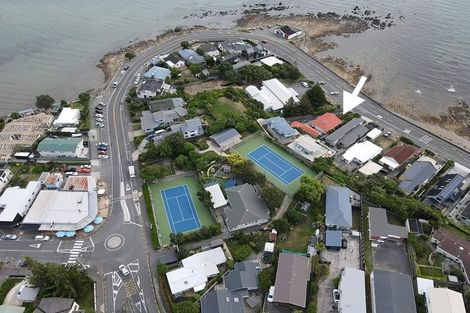 Photo of property in 13 Sunset Parade, Plimmerton, Porirua, 5026