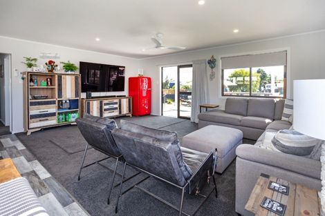 Photo of property in 105 Chartwell Avenue, Whangamata, 3620