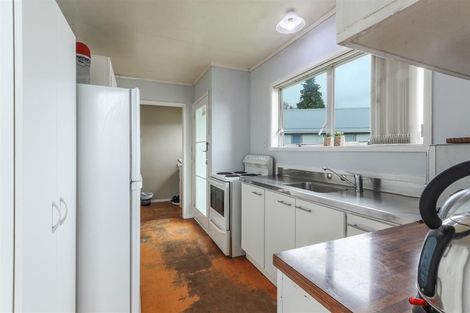 Photo of property in 30 Rewarewa Street, Owhata, Rotorua, 3010