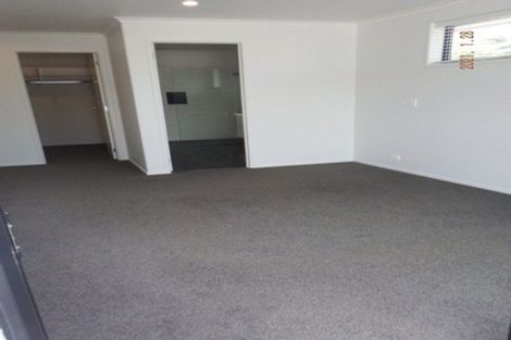 Photo of property in 62 Stace Hopper Drive, One Tree Point, 0118