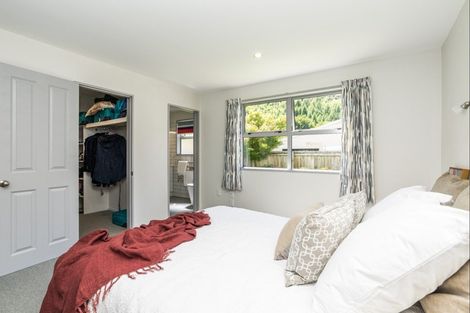 Photo of property in 27 Cornwall Street, Arrowtown, 9302