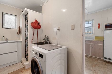 Photo of property in 92 Valley Road, Mount Maunganui, 3116