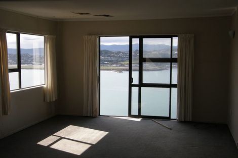 Photo of property in 81 View Road, Houghton Bay, Wellington, 6023