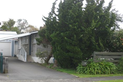 Photo of property in 8 Trelawney Crescent, Westown, New Plymouth, 4310