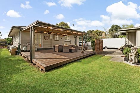 Photo of property in 15 Waimauku Station Road, Waimauku, 0812