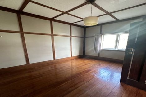 Photo of property in 33 Roland Road, Greenhithe, Auckland, 0632