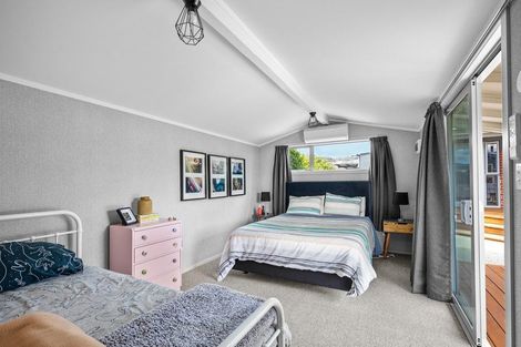 Photo of property in 1 Royal Terrace, Alexandra, 9320