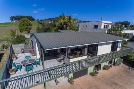 Photo of property in 23 Berghan Road, Coopers Beach, 0420