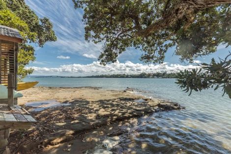 Photo of property in 92d Ngataringa Road, Devonport, Auckland, 0624