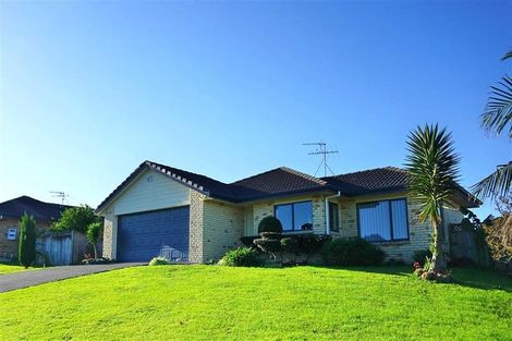 Photo of property in 45 Magic Way, Randwick Park, Auckland, 2105