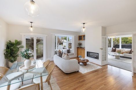 Photo of property in 13 Idris Road, Fendalton, Christchurch, 8052