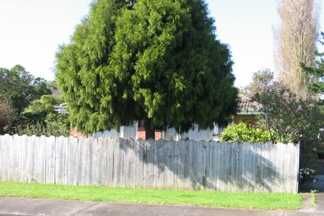 Photo of property in 16 Tindall Crescent, Otara, Auckland, 2023