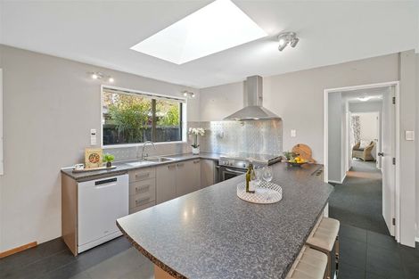 Photo of property in 14 Fernbrook Place, Mairehau, Christchurch, 8013
