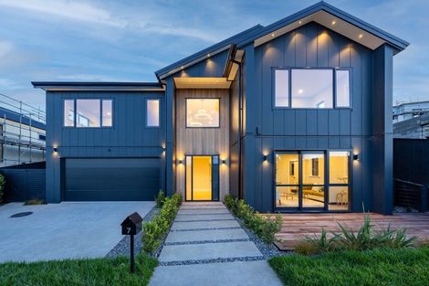 Photo of property in 7 Halcyon Bay Lane, Wainui, 0992