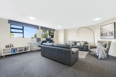 Photo of property in 8a The Rise, Saint Heliers, Auckland, 1071