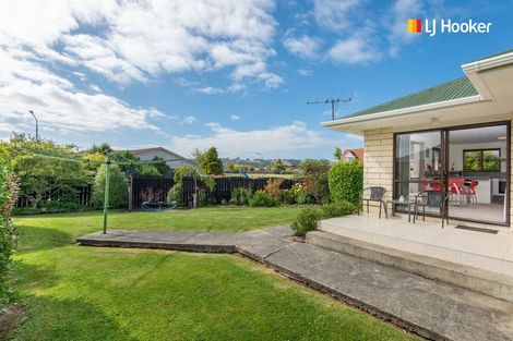 Photo of property in 14 Maple Grove, Mosgiel, 9024